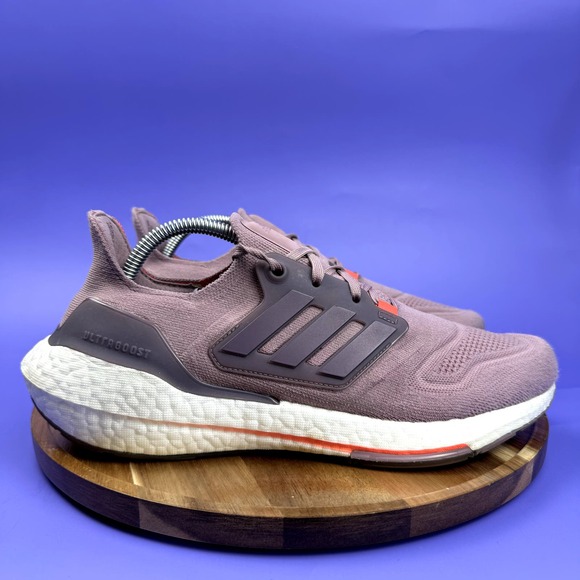 WOMENS ADIDAS ULTRABOOST 22 SIZE 10 MAGIC MAUVE/PURPLE - Picture 3 of 8